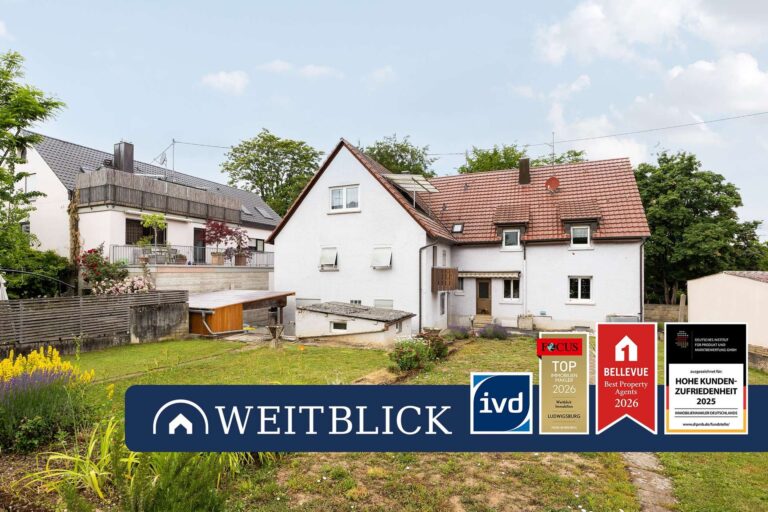 WEITBLICK: Mehrfamilienhaus mit Bauplatz Potenzial!