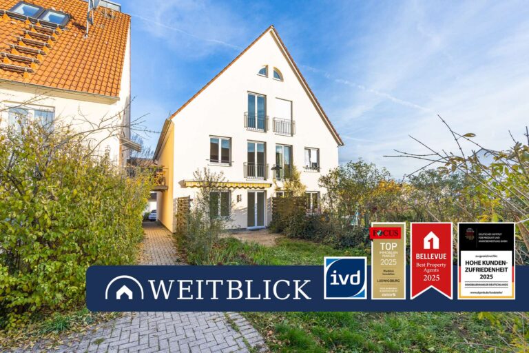 WEITBLICK: Doppelhaushälfte mit Garten!