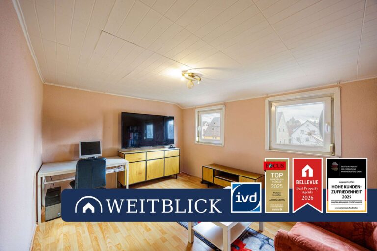 WEITBLICK: Helle Dachgeschosswohnung mit Wohlfühl-Charakter!