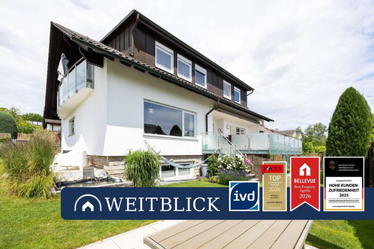 WEITBLICK: Saniertes Zweifamilienhaus in Feldrandlage!